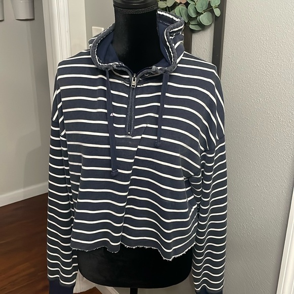 Hollister Tops - Hollister Womans 1/4 zip blue/white stripe hoodie crop long sleeves Size M